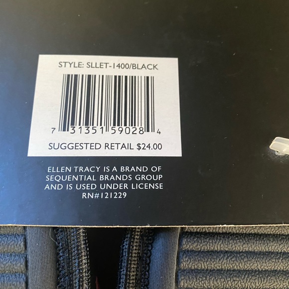 NWT ELLEN TRACY COZY SLIPPERS - Picture 3 of 5